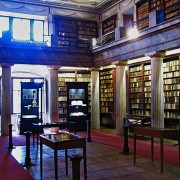 Die Bibliothek des kirchlichen Kollegs in Sárospatak