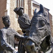 Bronzestatuengruppe der heiligen Elisabeth und ihres Mannes, des Landgrafen Ludwig von Thüringen